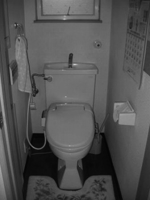 泉区K様 トイレリフォーム 51.3万円（2台分）／工期1日 施工後