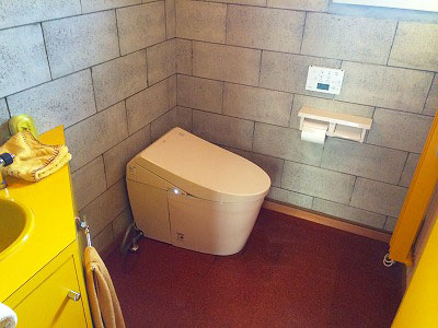 泉区Ｕ邸 トイレリフォーム 30万円／工期1日 施工後