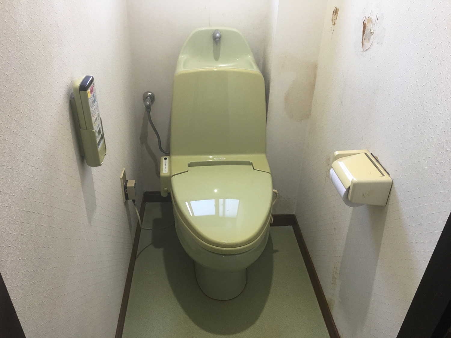 【ダイク株式会社】お掃除が大変なトイレを新しくしたい！