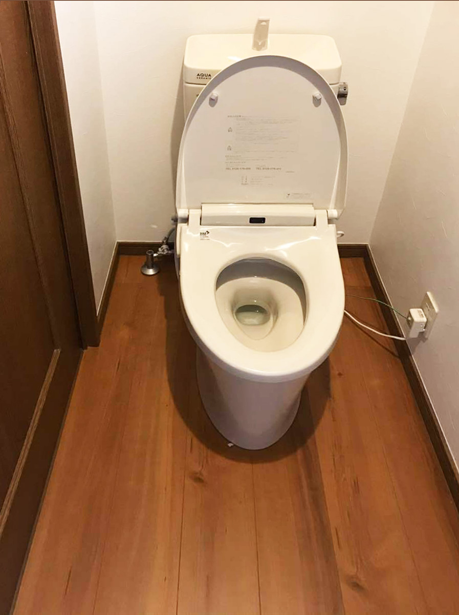 S邸 トイレリフォーム 約30万円／工期3日間 施工後