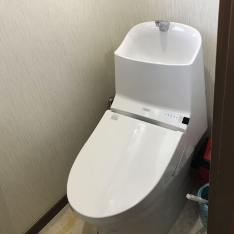 お手入れのしやすいトイレにリフォーム🧺🧹