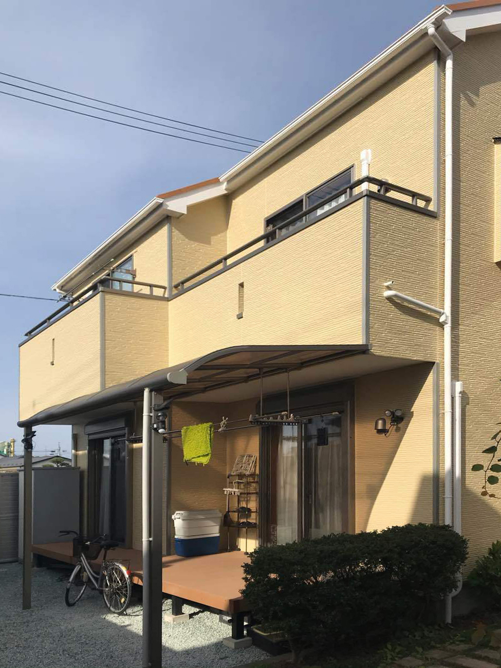 シリコン塗料で気候による劣化がしにくくなる🏡