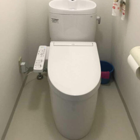 スキマの少ないトイレで毎日の掃除もラクラクに🚽