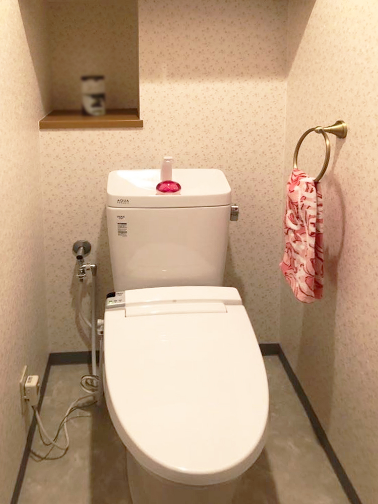 古くなったトイレをリフォーム！フチレスで掃除しやすく大変身
