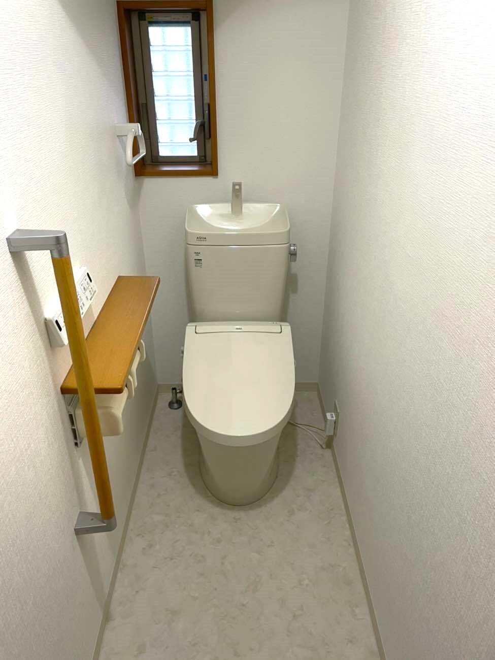 古くなってきたトイレをリフォーム！✨スッキリしたトイレ空間に
