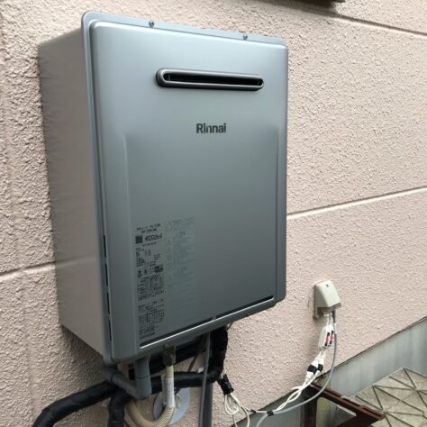 浴室工事に合わせて給湯器もリフォーム😊👍