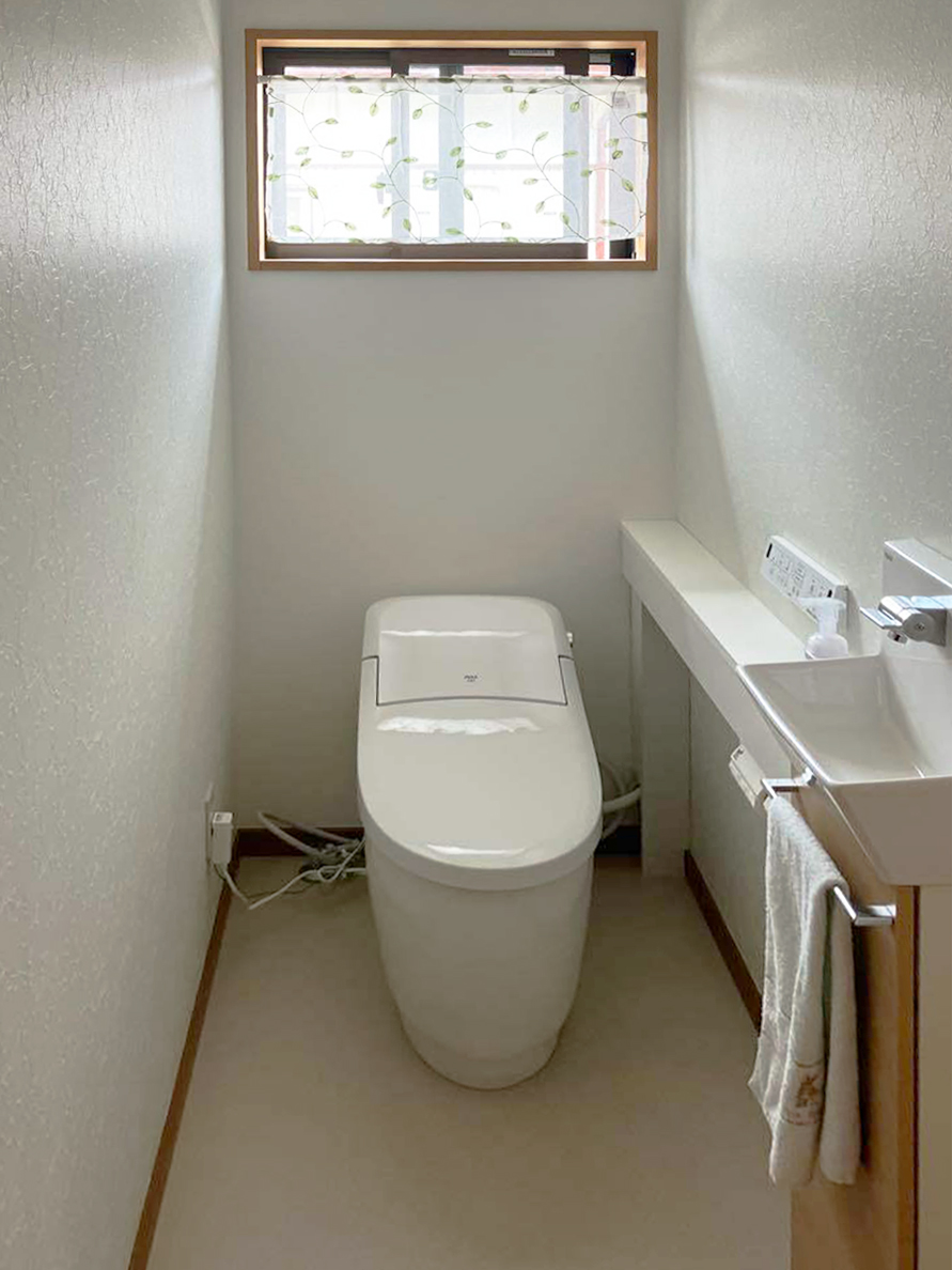 内装含めたトイレリフォームで素敵な空間へ😊✨
