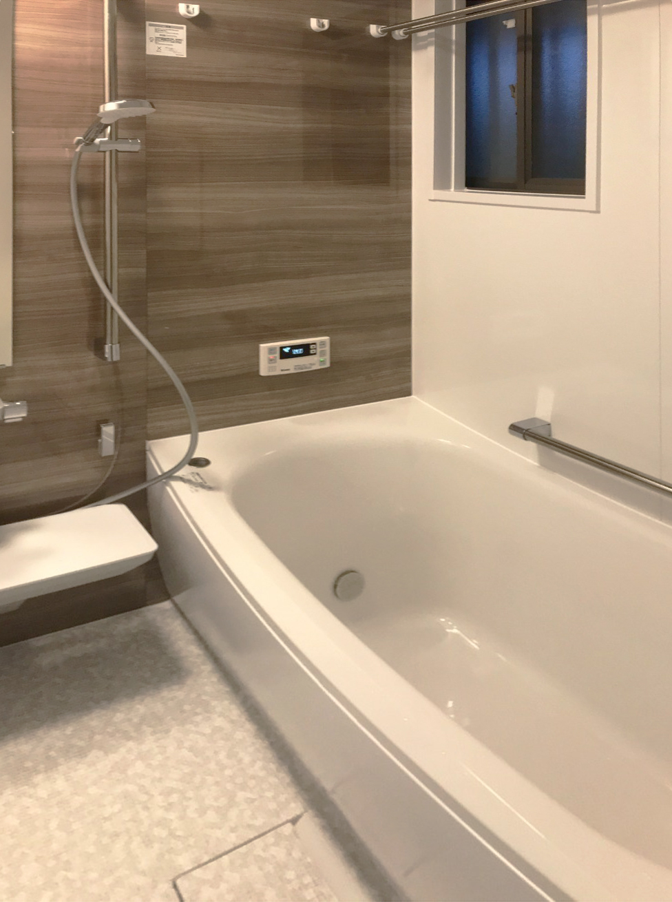 お風呂リフォームで寒さ解消🛀お掃除もしやすく快適に✨