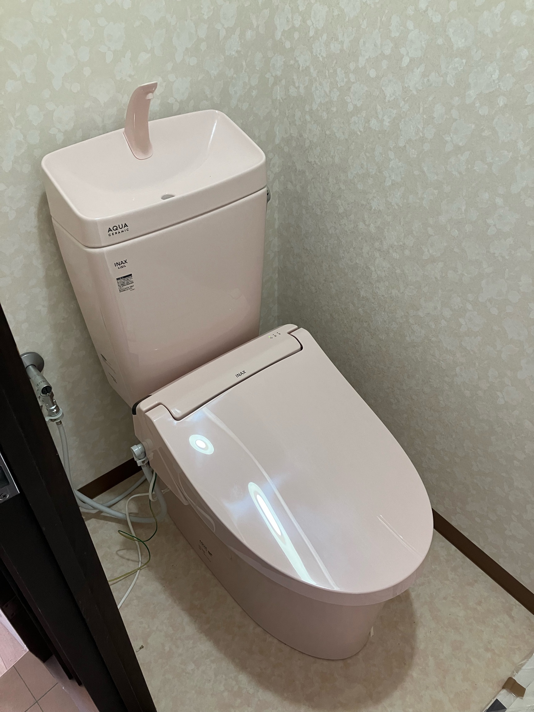 中古マンションのトイレを交換🚽✨掃除も簡単な節水トイレへ！