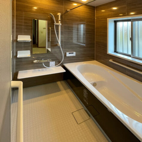 お掃除ラクラク✨古くなった浴室をリフォーム🛁