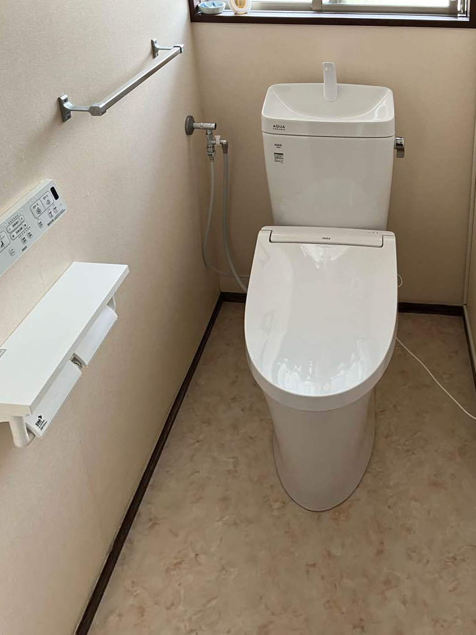 フチが無いのでお掃除らくらく🙂トイレ交換工事🚽