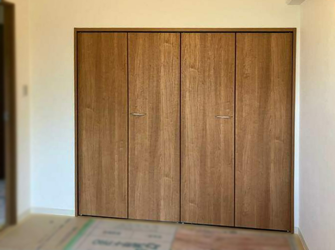 カビが生えた空間を綺麗に🧽内装・内窓取付工事