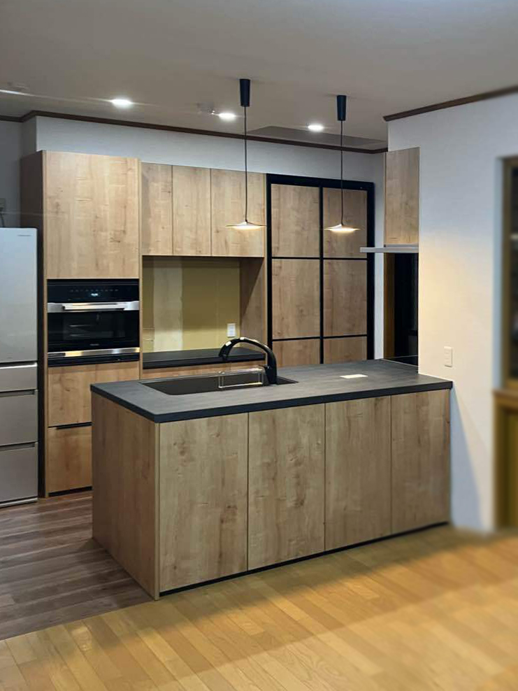 開放的な対面キッチンへ🍃キッチン交換工事