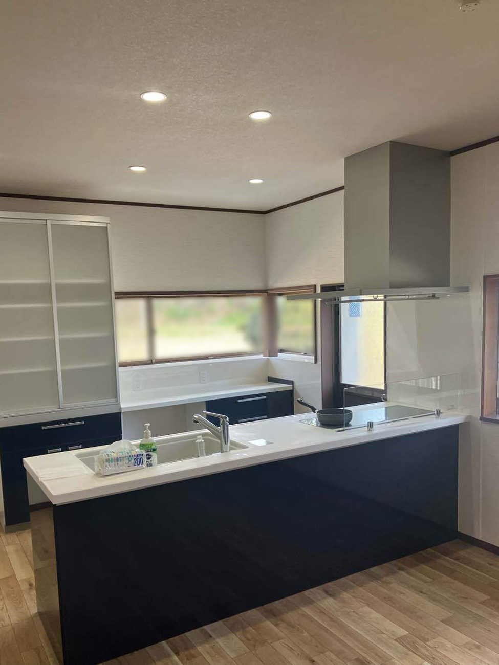 壁付けから対面へ🎉キッチン・ダイニング交換工事